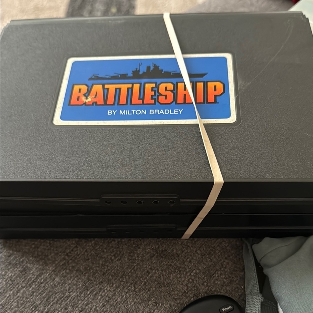 Vintage 1978 Milton Bradley Battleship Game T29